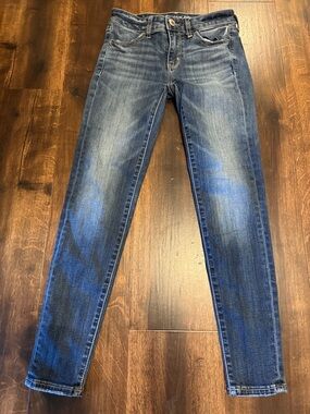 American Eagle Outfitters Skinny Jeans in Blue Wash